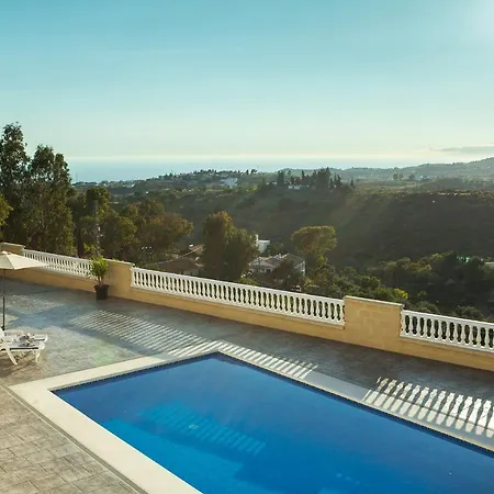 El Palomar Azul With Pool And Sea View